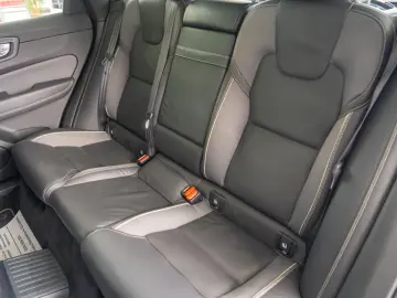 Volvo XC 60 2.0 T8 Plug-in hybrid AWD R-Design