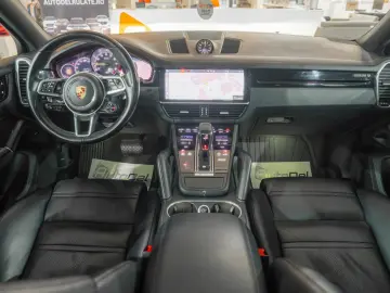 Porsche Cayenne Coupe 3.0 eHybrid V6