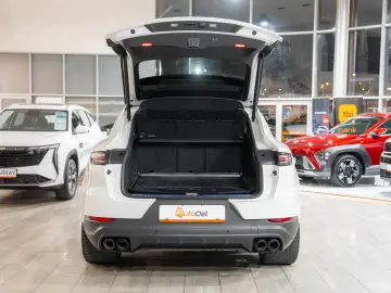 Porsche Cayenne Coupe 3.0 eHybrid V6