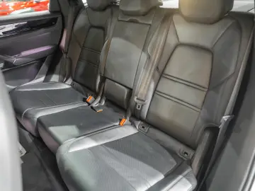 Porsche Cayenne Coupe 3.0 eHybrid V6