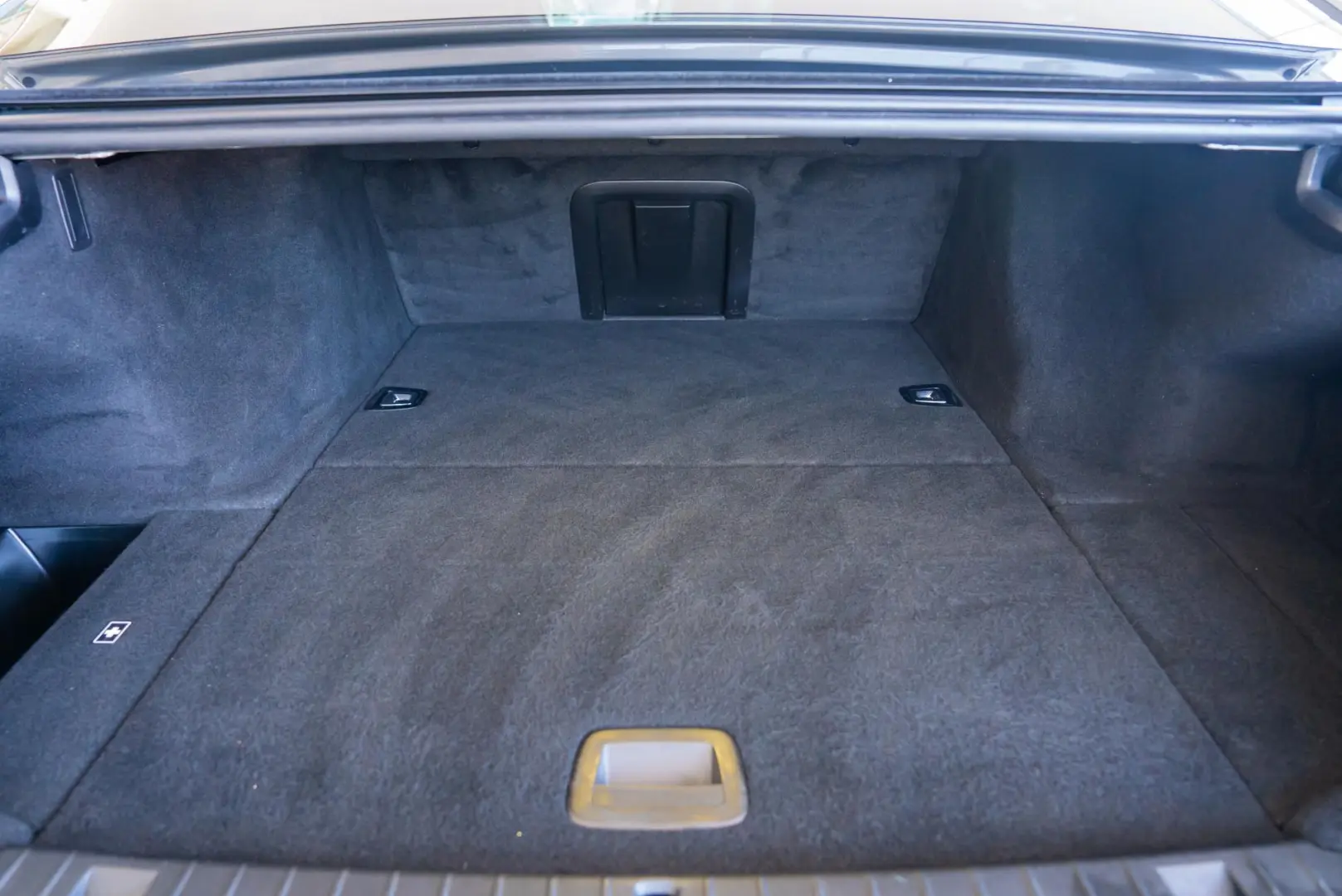 BMW Seria 7 745e 3.0 Steptronic 