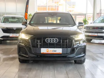 Audi Q7 55TFSIe 3.0 V6 Quattro Tiptronic  S-Line