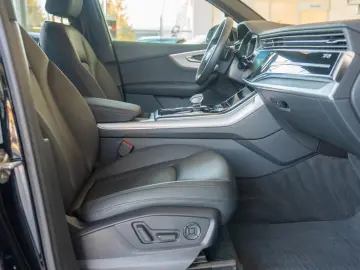 Audi Q7 55TFSIe 3.0 V6 Quattro Tiptronic  S-Line