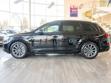 Audi Q7 55TFSIe 3.0 V6 Quattro Tiptronic  S-Line