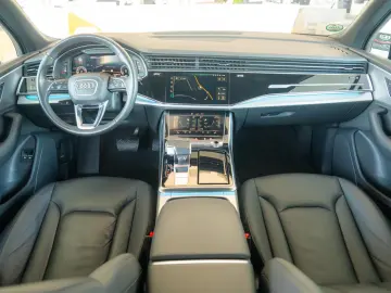 Audi Q7 55TFSIe 3.0 V6 Quattro Tiptronic  S-Line