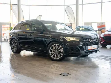 Audi Q7 55TFSIe 3.0 V6 Quattro Tiptronic  S-Line