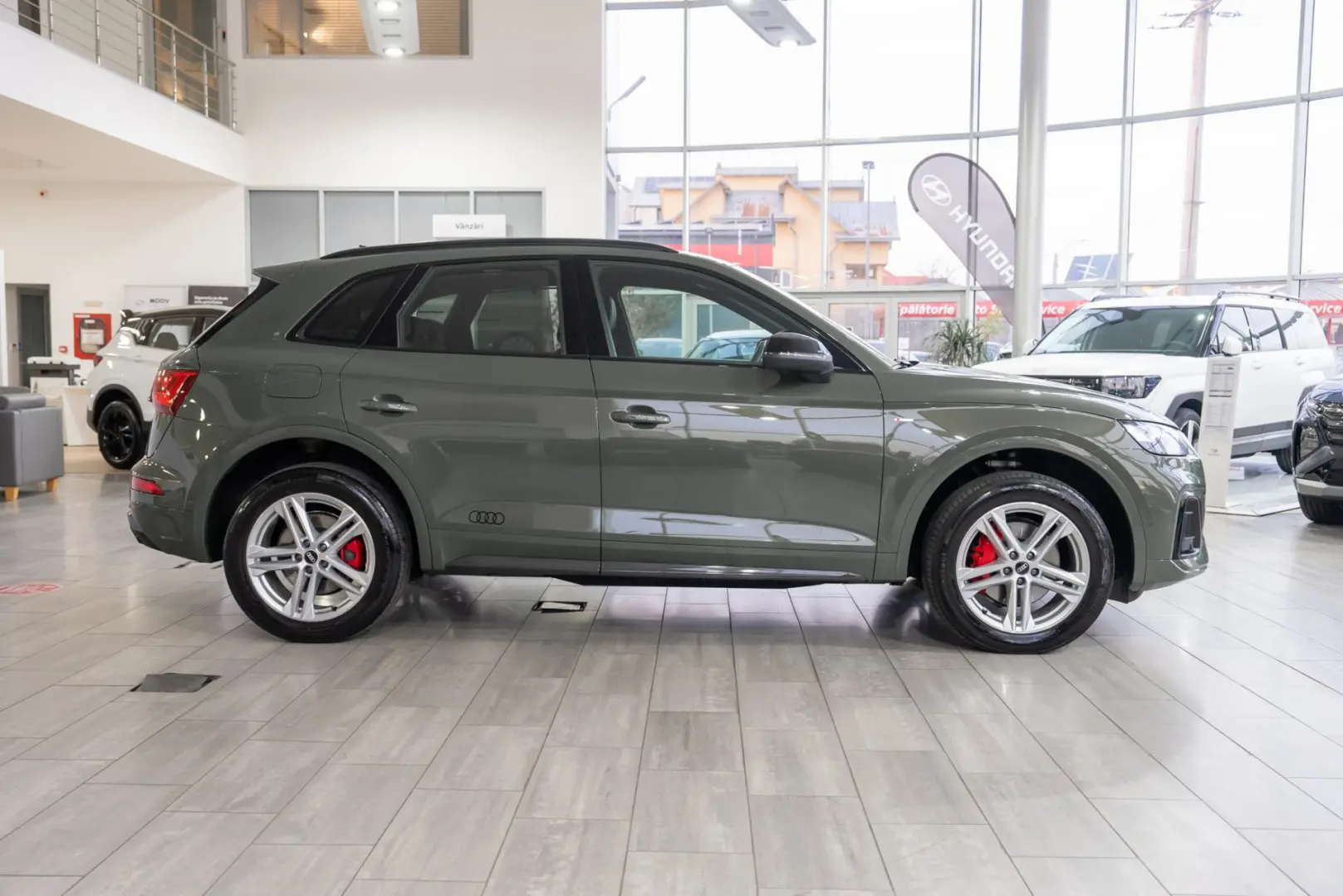 Audi Q5 2.0TDI Mild Hybrid Quattro  S-Line  - Facelift