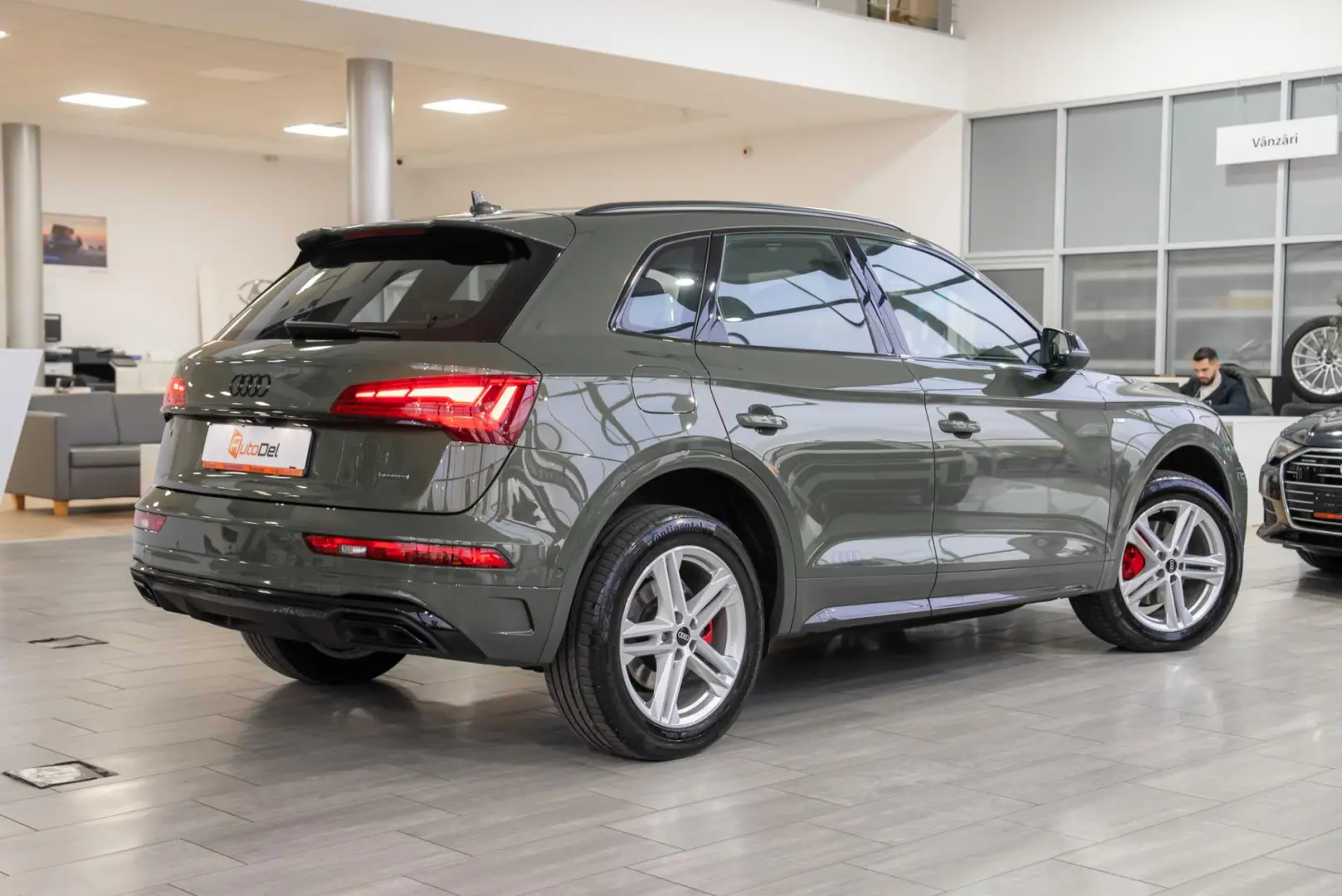 Audi Q5 2.0TDI Mild Hybrid Quattro  S-Line  - Facelift