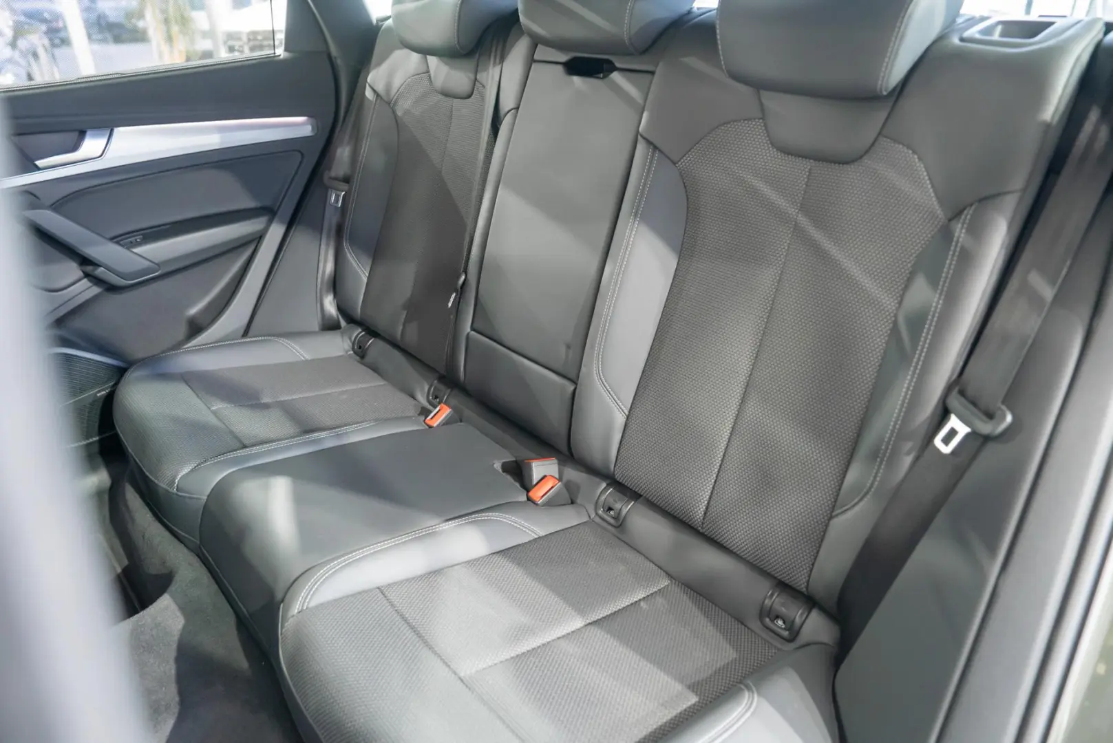 Audi Q5 2.0TDI Mild Hybrid Quattro  S-Line  - Facelift