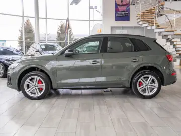Audi Q5 2.0TDI Mild Hybrid Quattro  S-Line  - Facelift