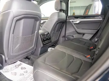Volkswagen Touareg 3.0TSI eHybrid Tiptronic 