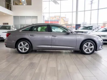 Audi A6 2.0 Plug-in Hybrid 50TFSIe Quattro  S-Line