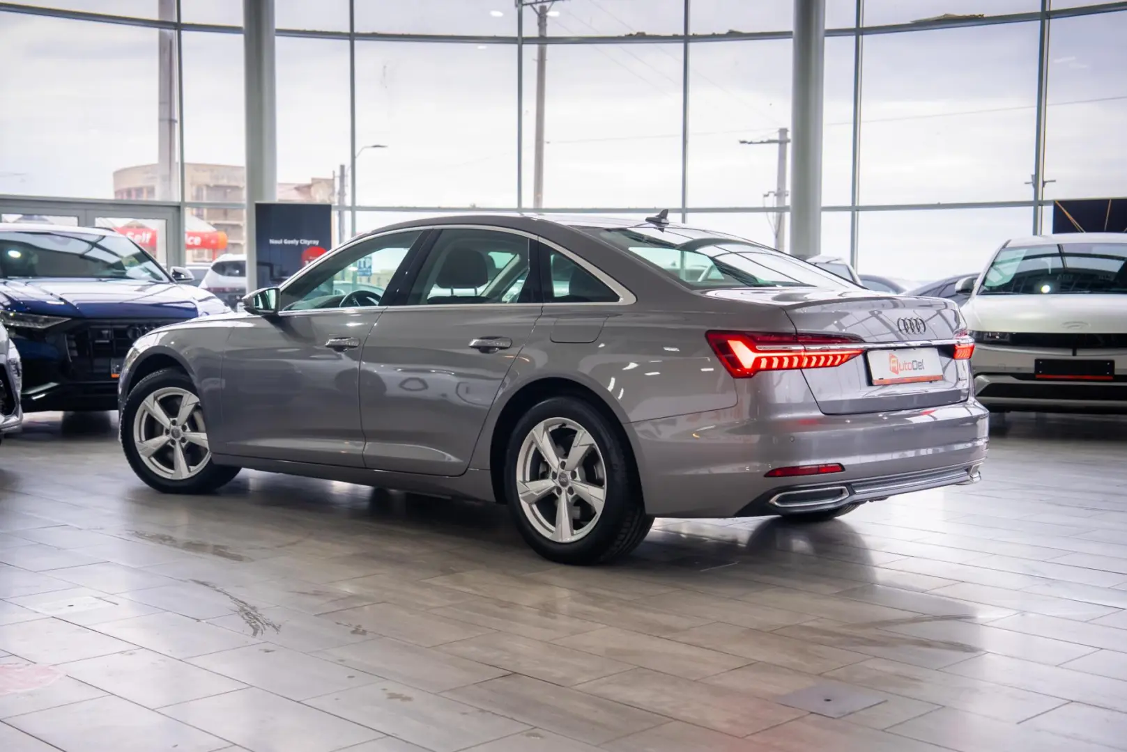 Audi A6 2.0 Plug-in Hybrid 50TFSIe Quattro  S-Line