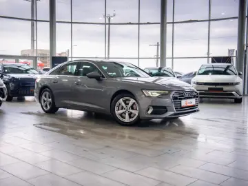 Audi A6 2.0 Plug-in Hybrid 50TFSIe Quattro  S-Line