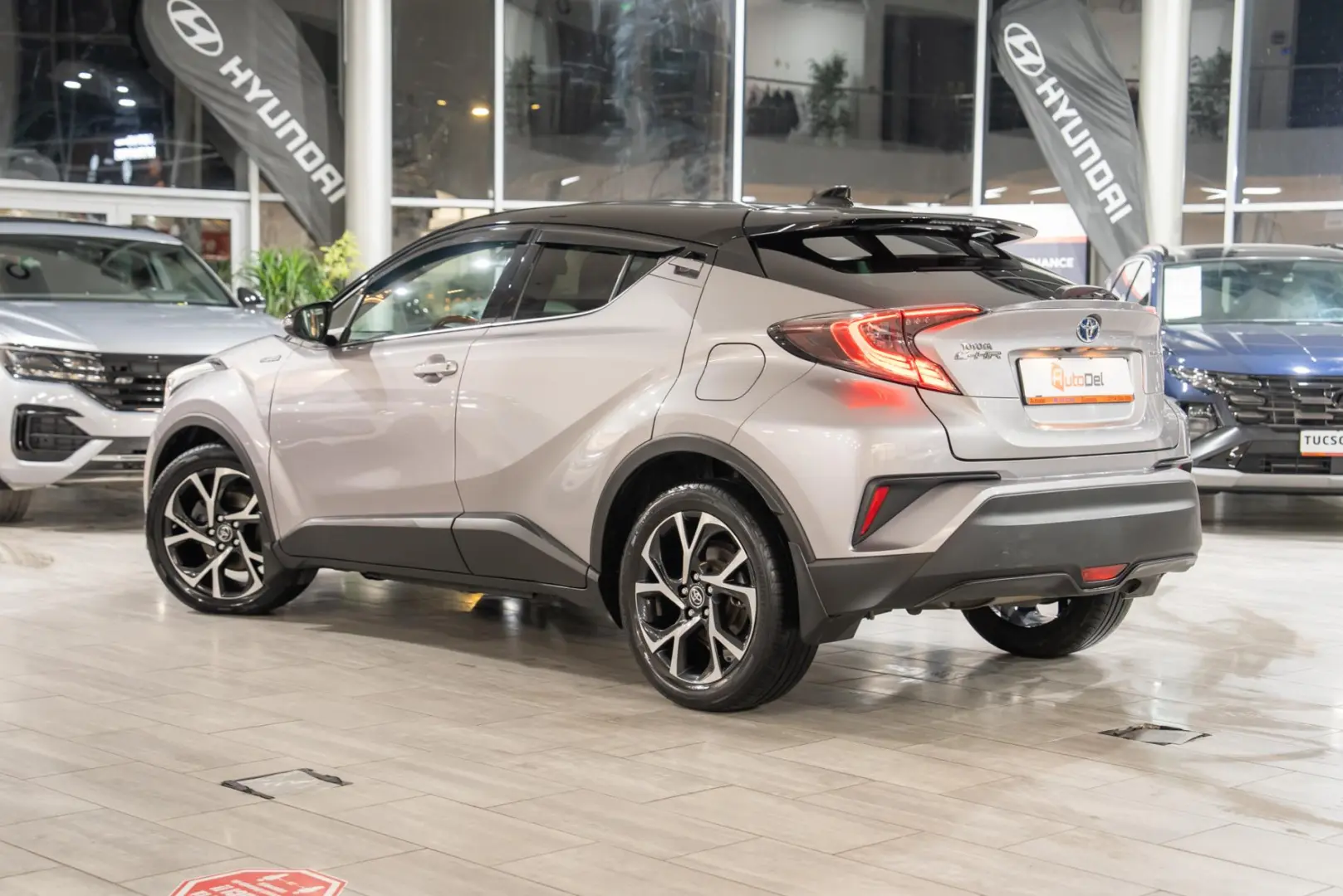 Toyota C-HR 1.8 hybrid C-ULT