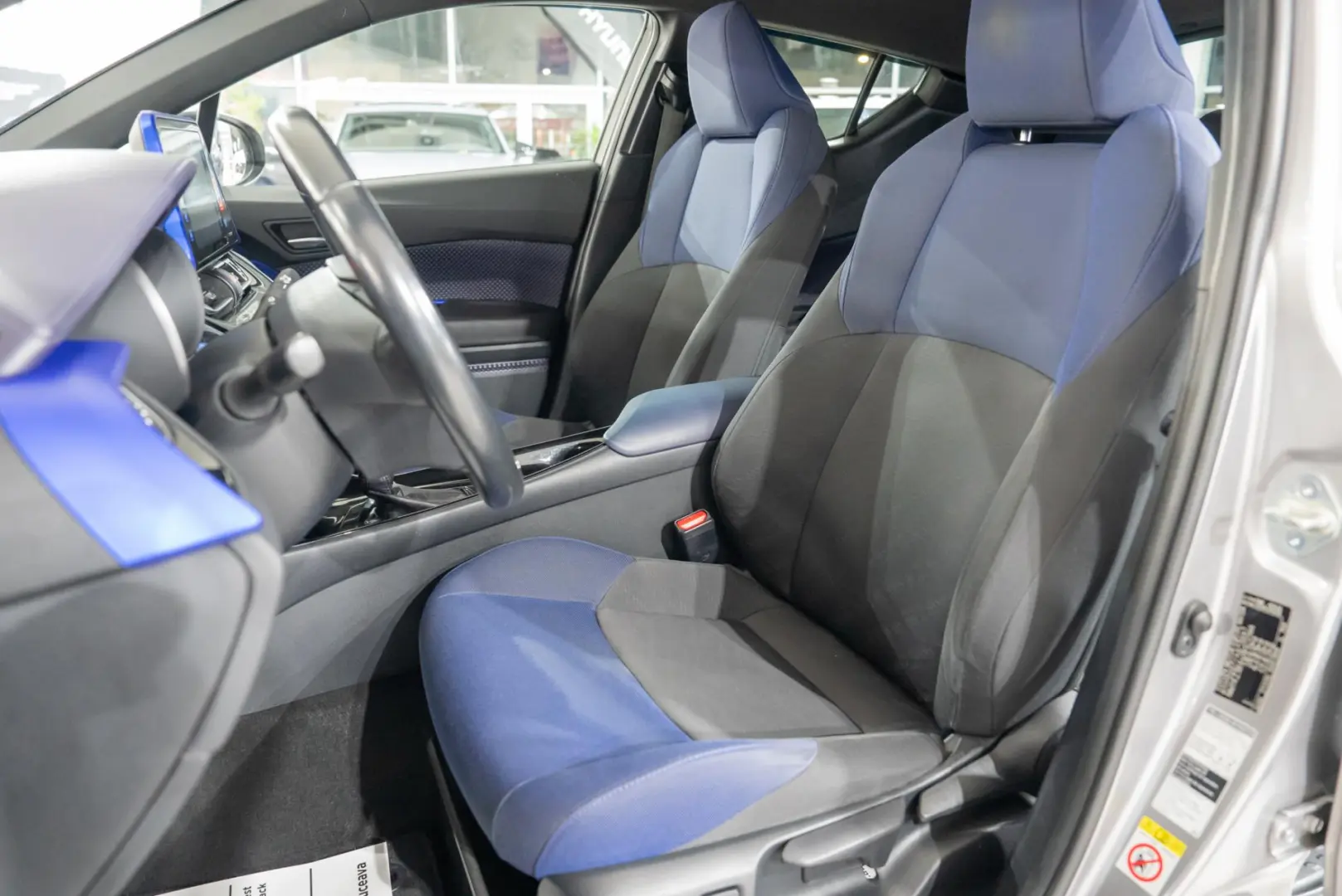 Toyota C-HR 1.8 hybrid C-ULT
