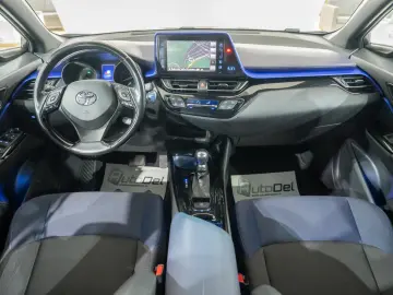 Toyota C-HR 1.8 hybrid C-ULT