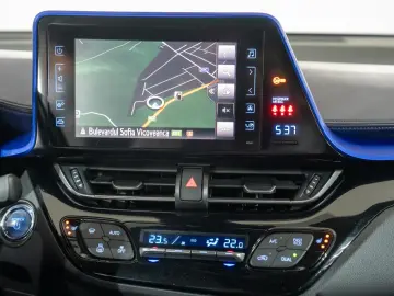 Toyota C-HR 1.8 hybrid C-ULT