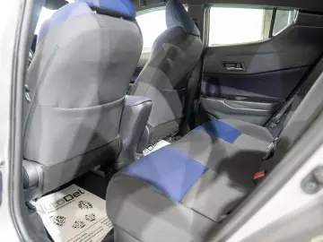 Toyota C-HR 1.8 hybrid C-ULT