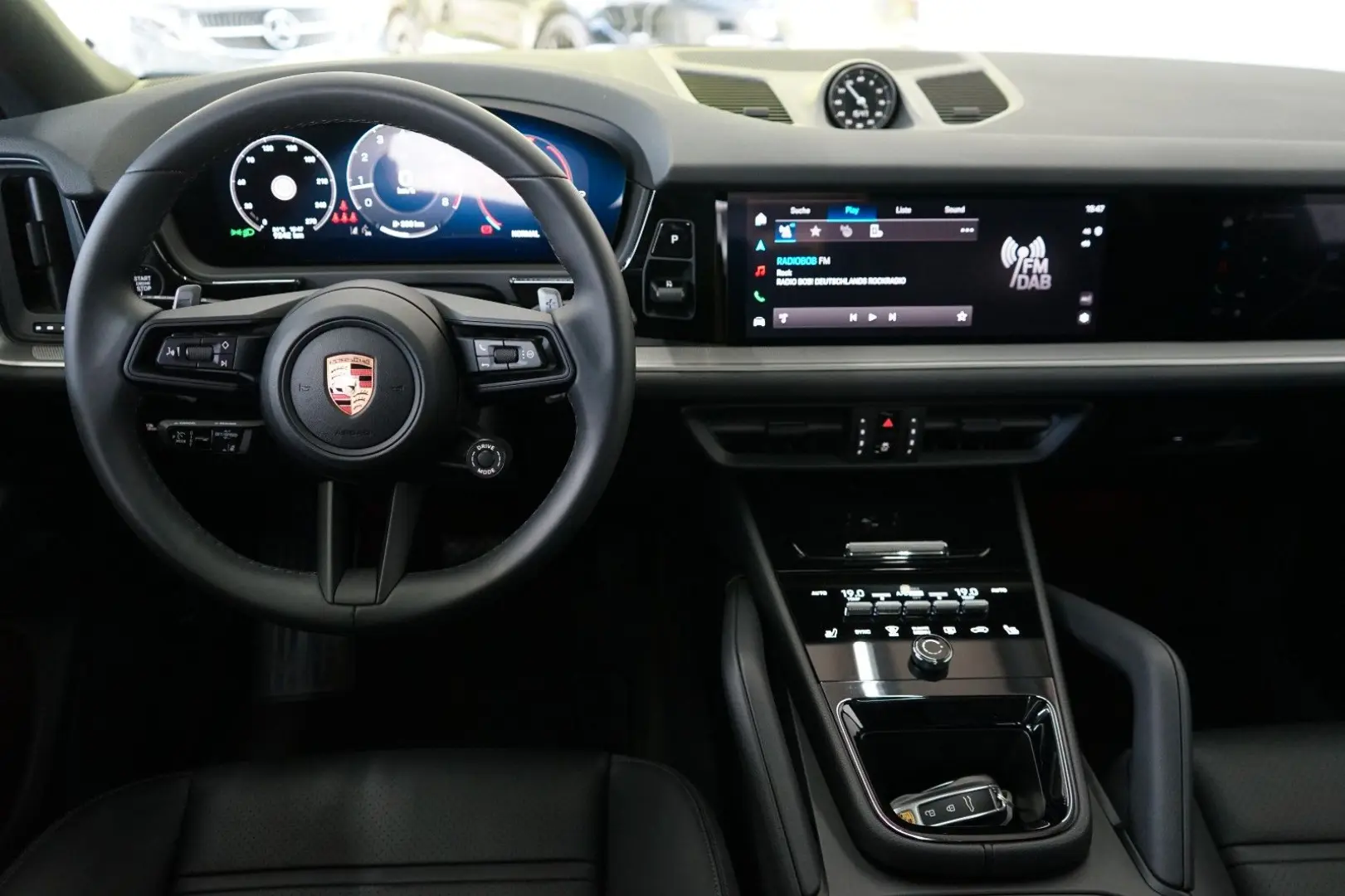 Porsche Cayenne Coupe 2025/LUFT/2xDISPLAY