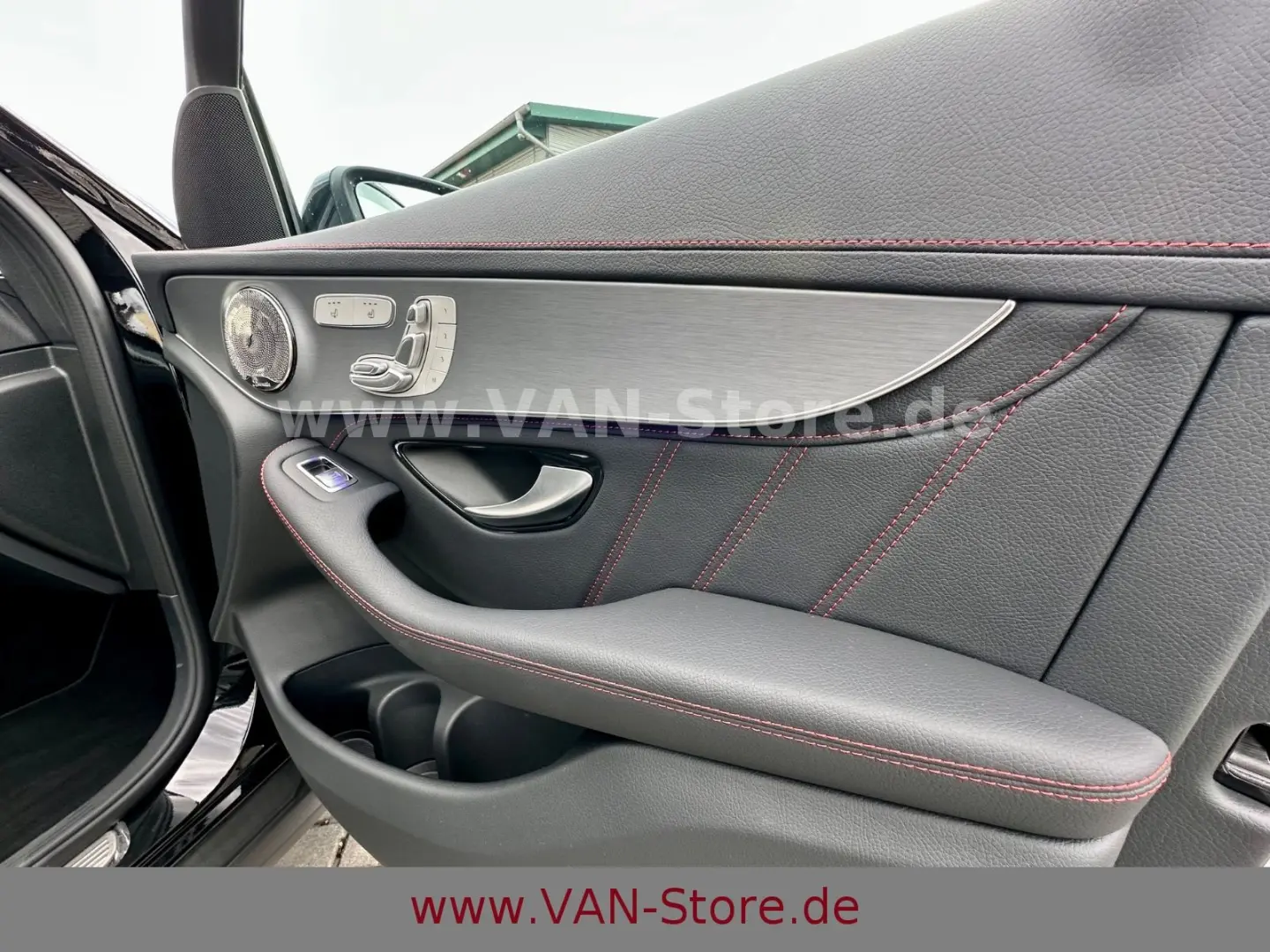 GLC 300d COUPÉ AMG PLUS/AIRMATIC/STDHZG/AHK/DIST