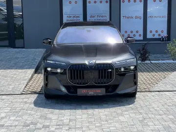 BMW M760e Plug-in Hybrid xDrive