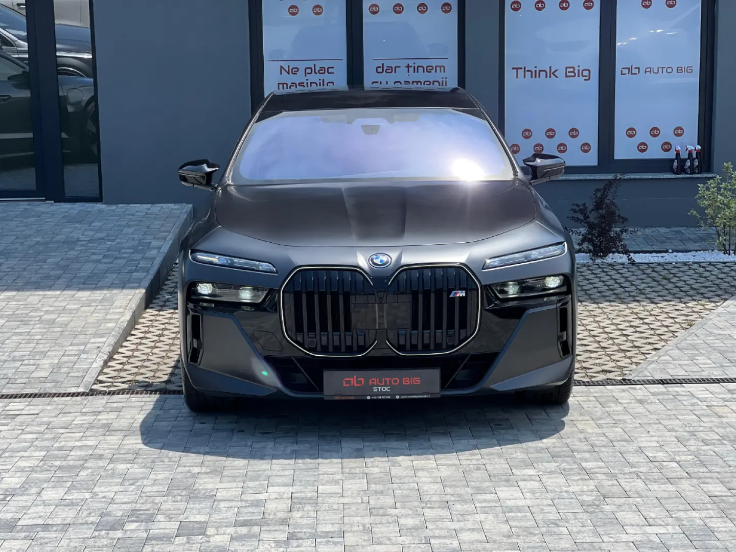 BMW M760e Plug-in Hybrid xDrive