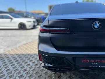 BMW M760e Plug-in Hybrid xDrive