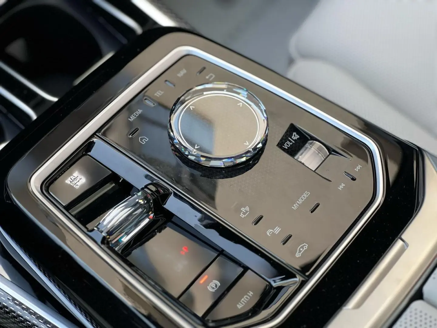 BMW M760e Plug-in Hybrid xDrive