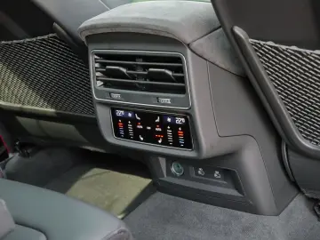 RSQ8 23Z*PANO*B&O*HuD*305km/h*KERAMIK*MATRIX