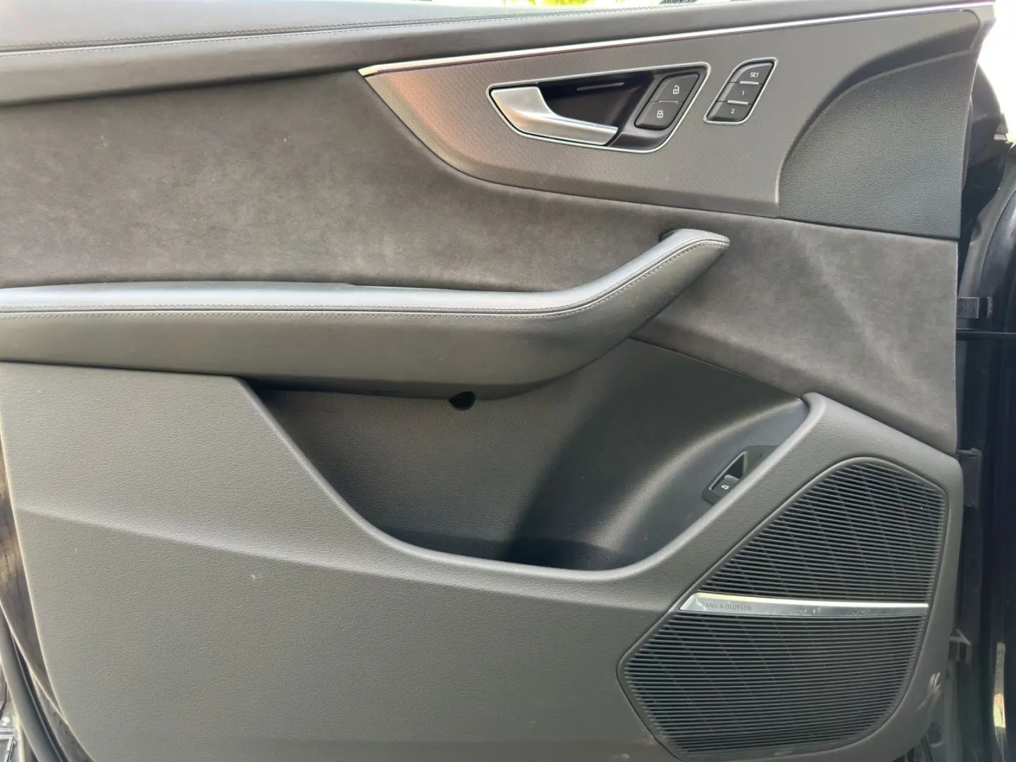RSQ8 4.0 TFSI quattro Panoramadach Bang&Olufsen