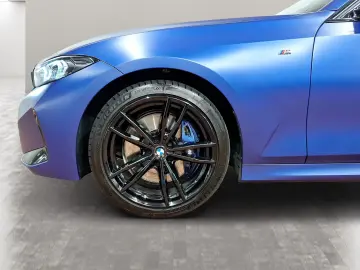 330i xDrive Limousine Standheizung Harman/K LED