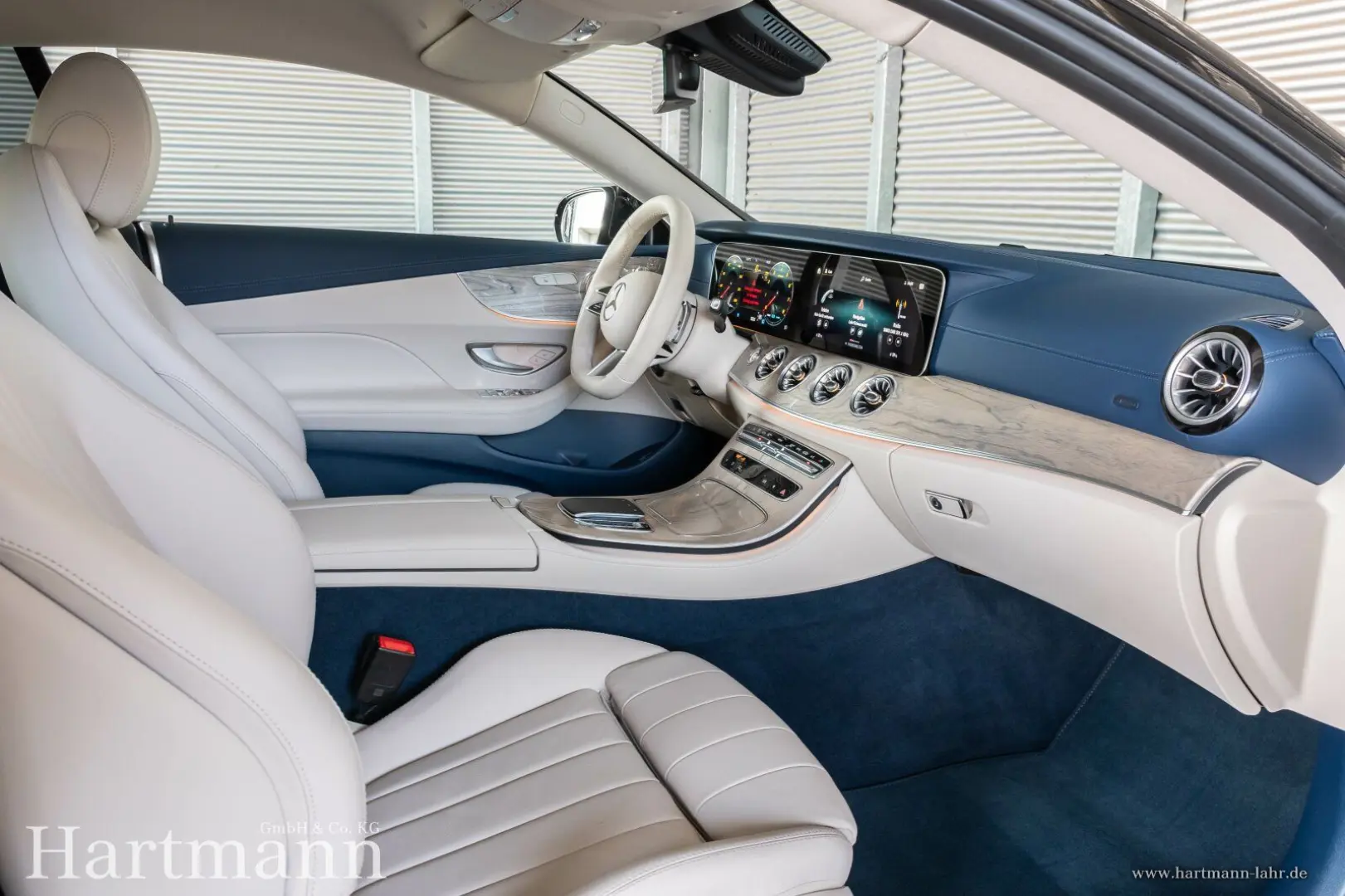 E 200 Coupé AMG Night Burmester 20