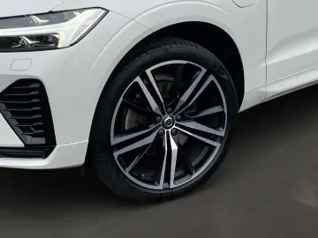 XC60 T8 R Design Plug-In AWD AHK Standhzg. 
