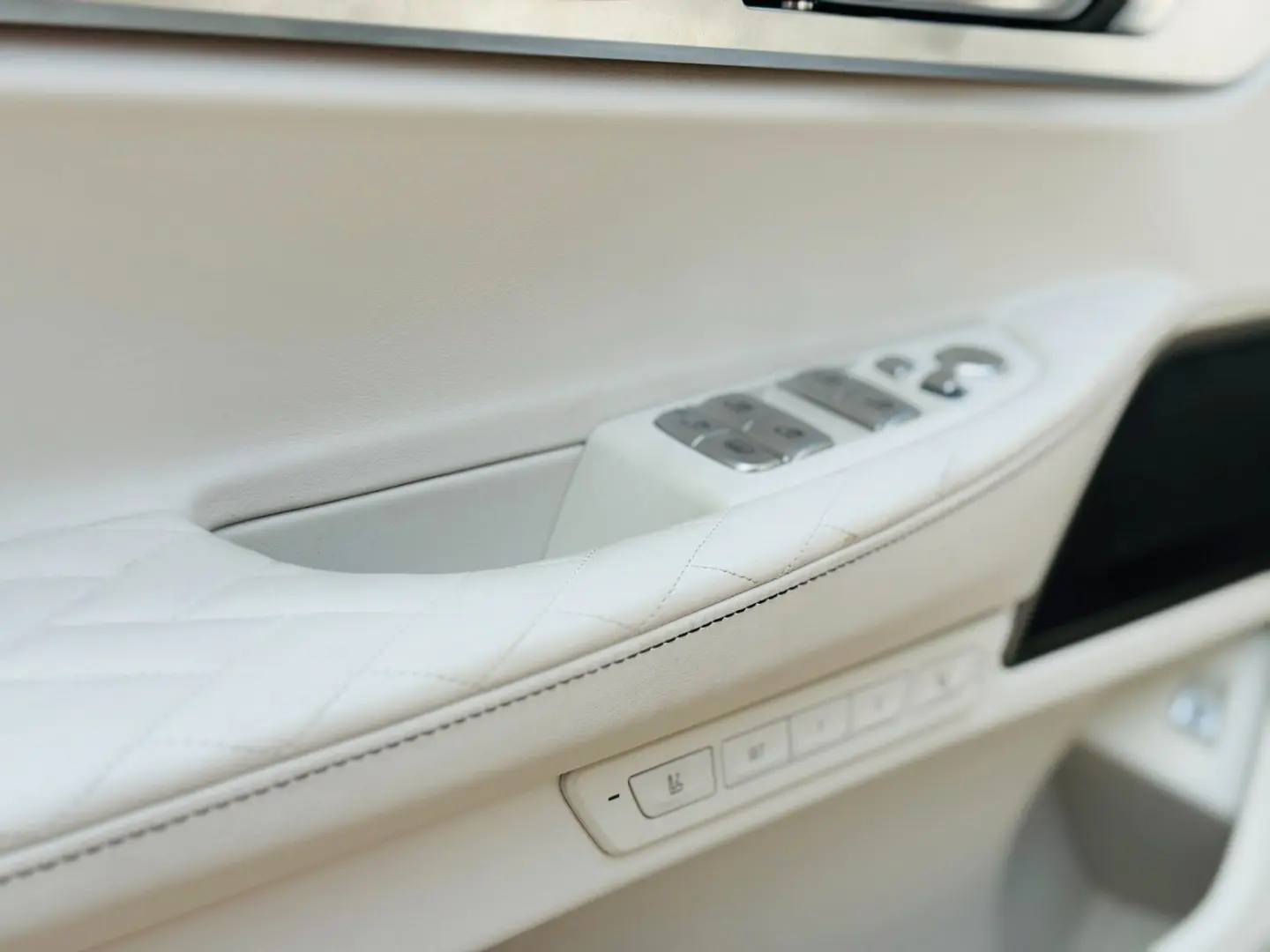 750 i xDrive Individual+Laser+Night Vision+HUD+