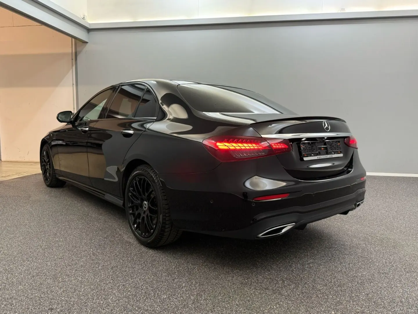 E 400 d 4Matic AMG*PANO*HEAD-UP*ACC*360°*CARPLAY