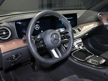 E 400 d 4M AMG/360'/STANDHZG/SHD/PTS/LED/SHZ