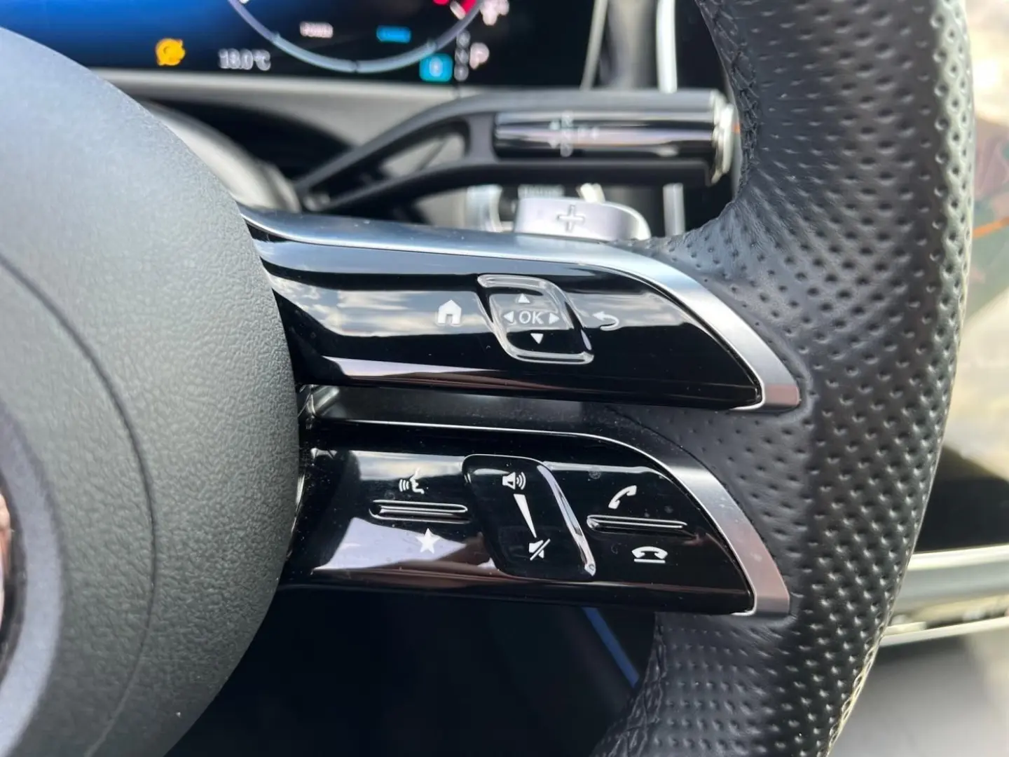 E 200 AMG Night*LenkradHzg*Kam*CarPlay*Keyless*