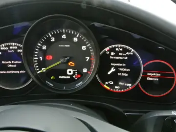 Panamera Sport Turismo 4 S E-Hybrid,kreide,21
