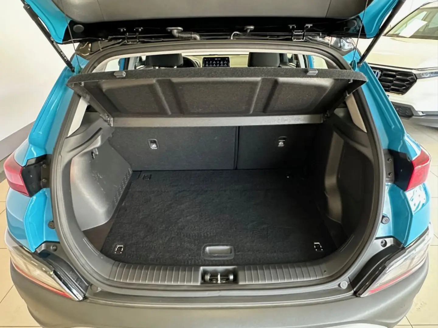 KONA 1.6 GDI DCT Hybrid Trend + Navi Paket +