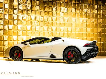 Huracan EVO SPYDER  + LIFT + SPORT SEATS