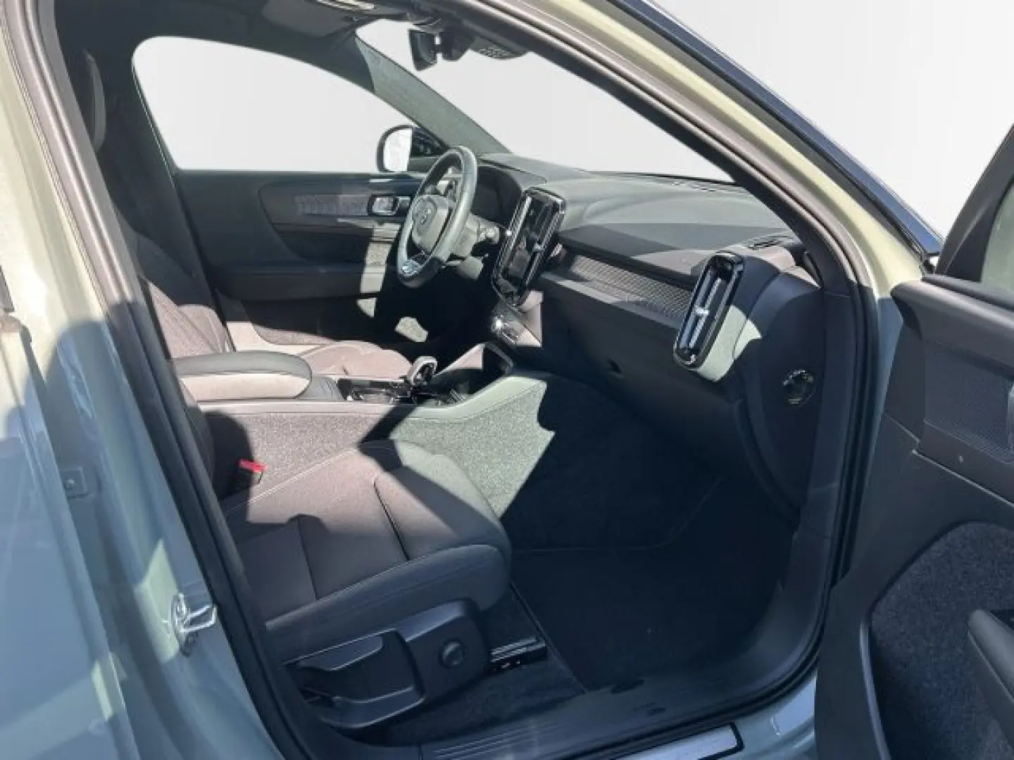 XC40 P8 Recharge Pure Electric 2WD Plus 19'' All