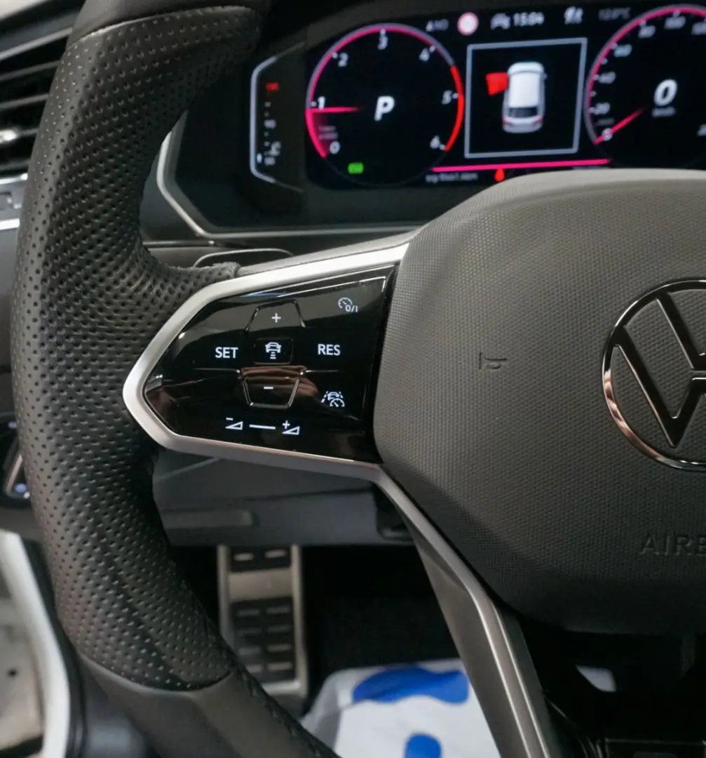 Tiguan Allspace R-Line 4Motion 2.0 TDI*ACC*Matri