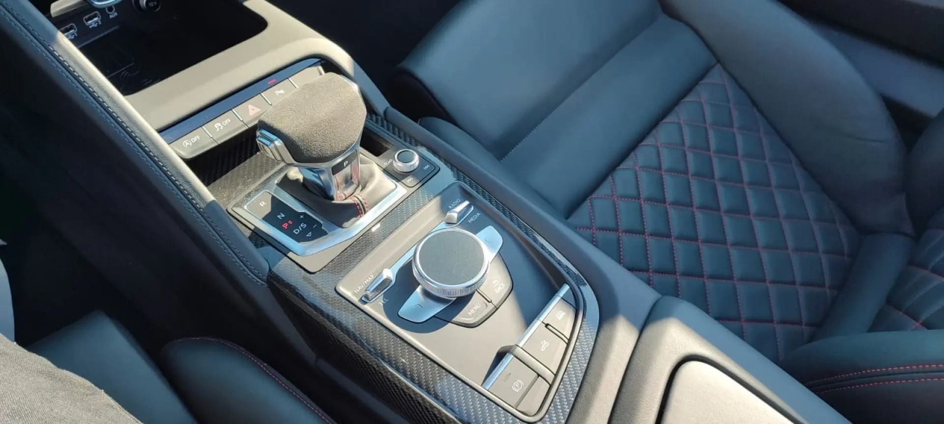 Audi R8 Spyder 5.2 FSI RWD performance