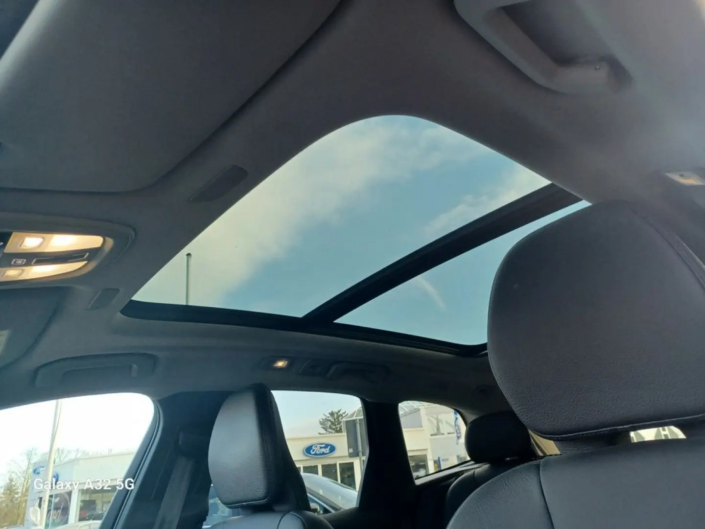 XC60 T6°Plus Dark Recharge°Panorama°AWD