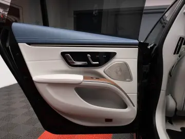 MERCEDES-BENZ EQS EDITION ONE