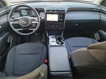 Tucson Hybrid TREND 1.6 T-GDi *ALLRAD*CAM*CARPLA