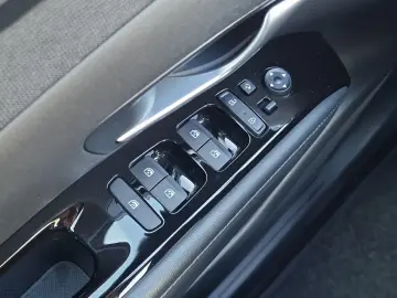 Tucson Hybrid TREND 1.6 T-GDi *ALLRAD*CAM*CARPLA