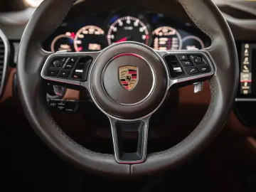 Cayenne Basis