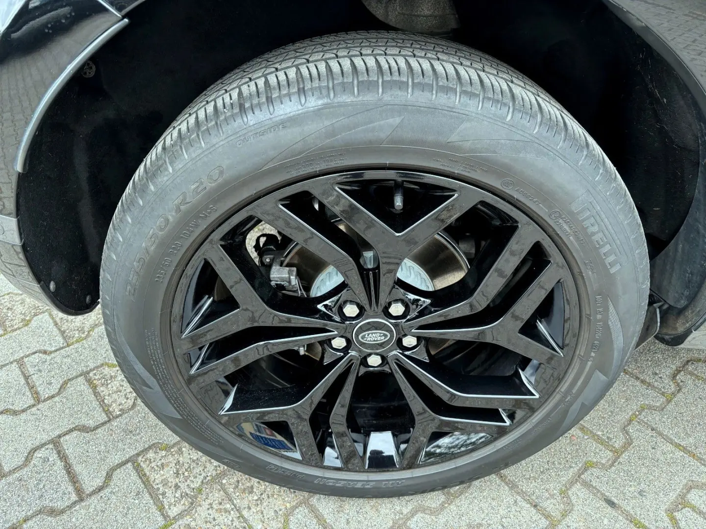 Range Rover Evoque R-Dynamic*EBONY*PANO*360*20